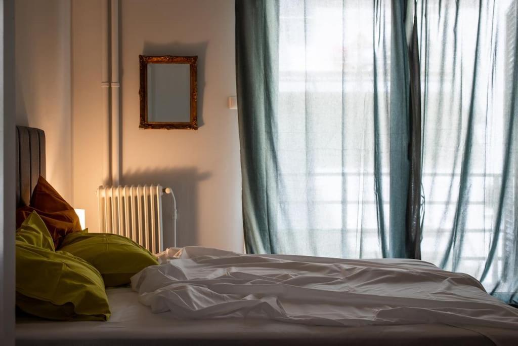 Newly Renovated, Quiet & Central Apartment In Kolonaki Афіни Екстер'єр фото
